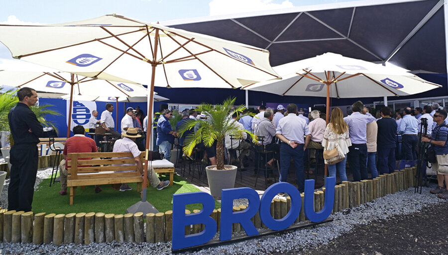 imagen de BROU inauguró su stand en el nuevo predio de Expo Activa