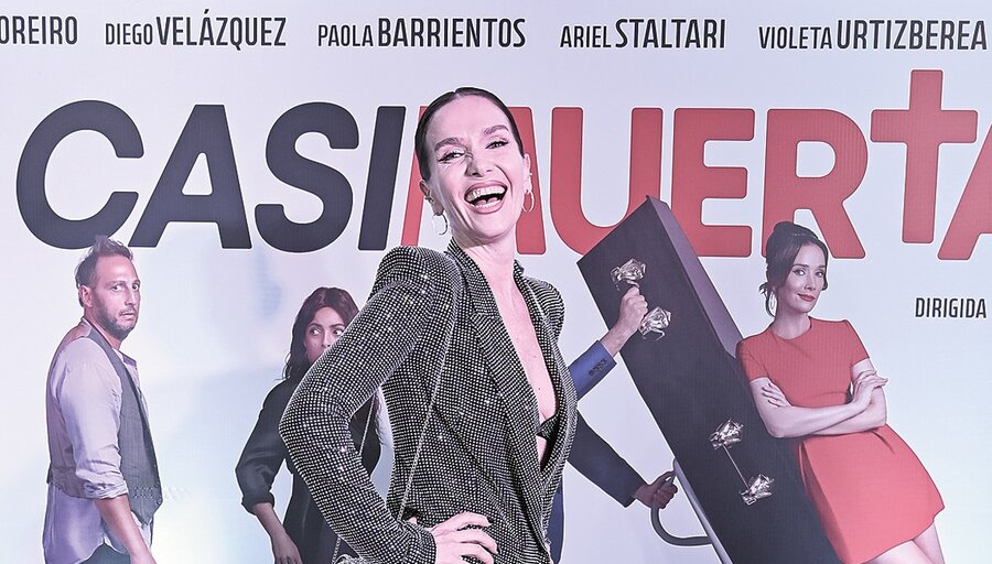 imagen de Natalia Oreiro estuvo en la avant première de su película Casi muerta