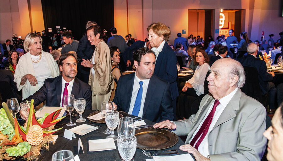 imagen de La cena anual de CED tuvo como principal orador al presidente de la República Luis Lacalle Pou