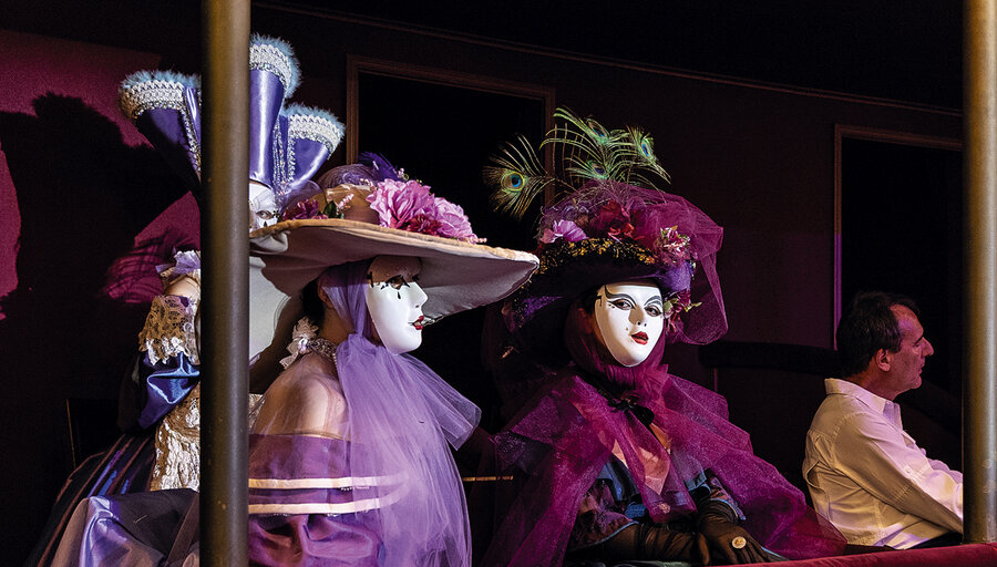 imagen de Se celebró el Carnaval de Venecia en el Teatro Solís