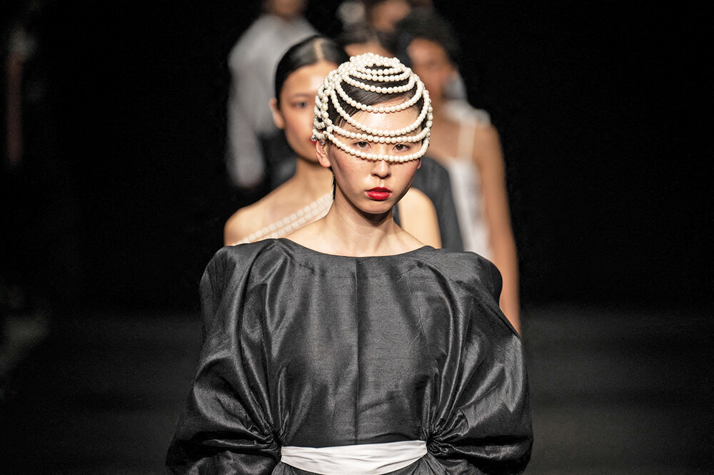 La Semana de la Moda de Tokio recibió a diseñadores internacionales como la senegalesa Adama Ndiaye.  AFP 