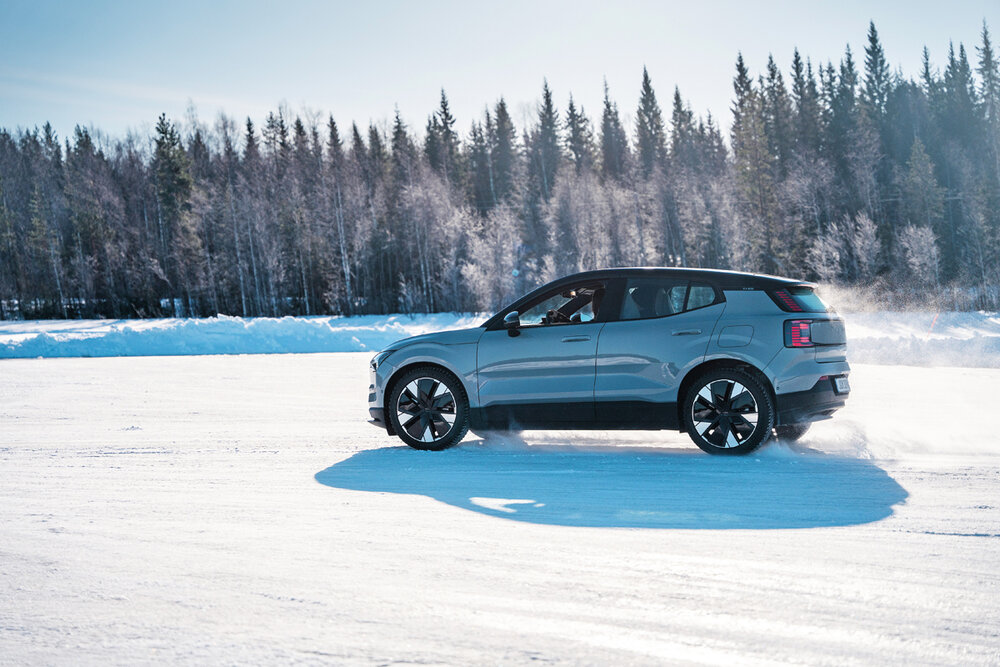 <em>Completamente eléctrico, el EX30 es un pequeño auto con gran potencia diseñado para dejar la menor huella de carbono de un auto Volvo hasta el momento. </em>